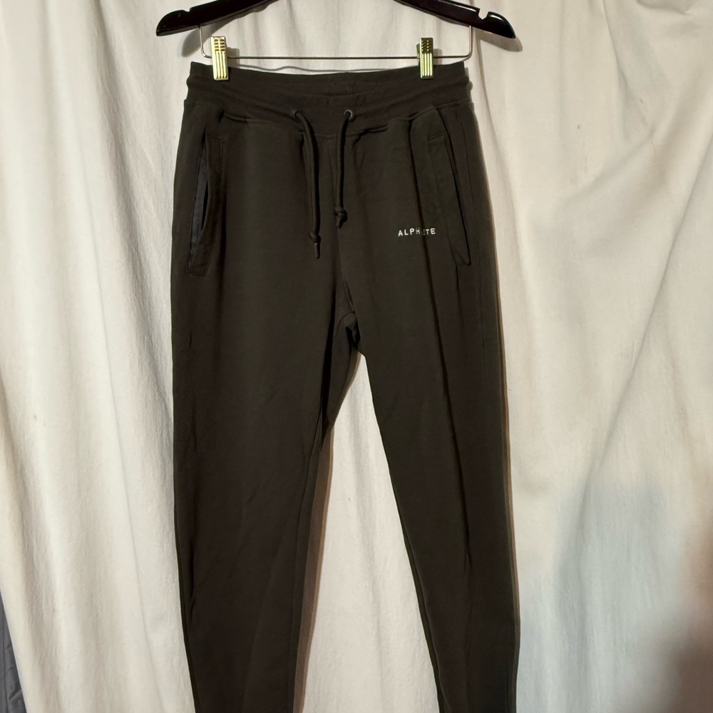 Alphalete Men's Olive Jogger Pants (Large)